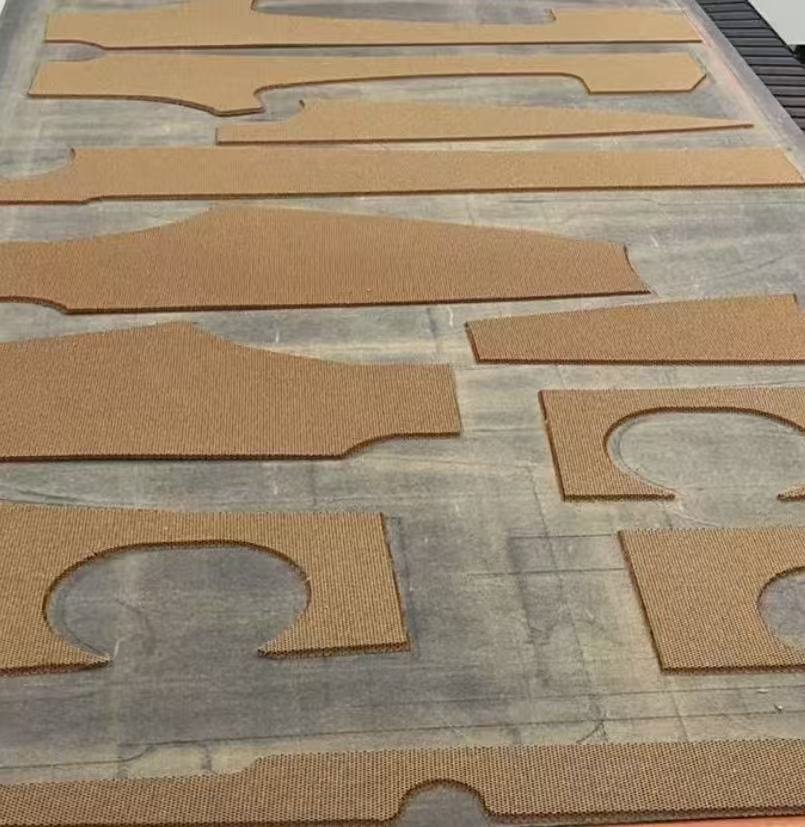 Honeycomb composite parts arranged after cutting